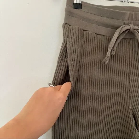 The Range Vital Rib Ribbed Stretch Knit Jogger Pants Utility Olive Green - Picture 5 of 9